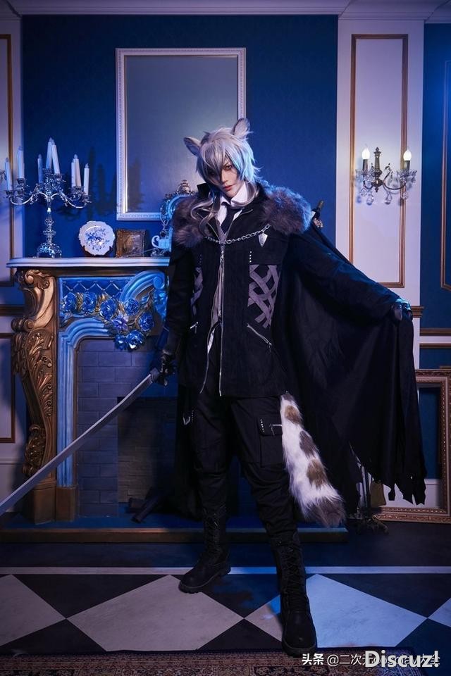 男友力十足，气质特别有魅力的银老板，《明日方舟》银灰cos-11.jpg