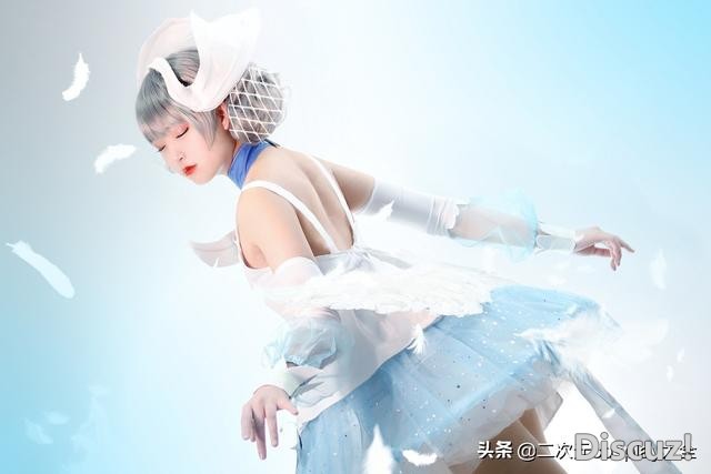 美丽优雅，魅力翩翩起舞，《王者荣耀》小乔天鹅之梦cos-7.jpg