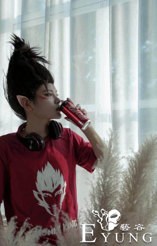 哪吒和敖丙的现代装COSPLAY见过没？造型真是既帅气又个性哦-3.jpg
