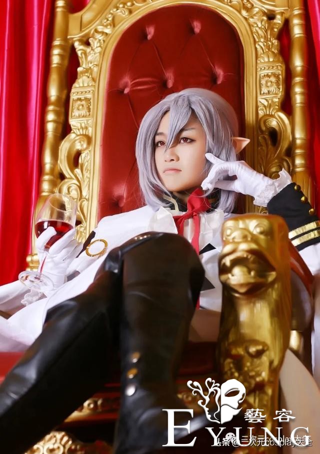 第一套Cosplay是什么角色？coser们告诉我们她的故事-5.jpg