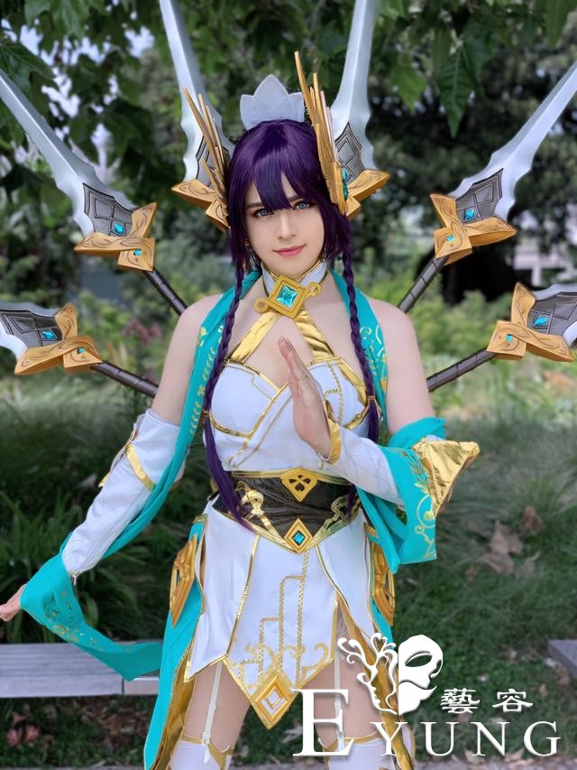 美国“女装大佬”的COSPLAY作品！欣赏一下“美艳动人”的小哥-9.jpg