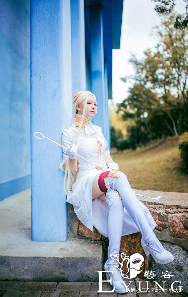 朴实无华性格的三坑美少女，却驾驭了各种风格的cos角色-4.jpg