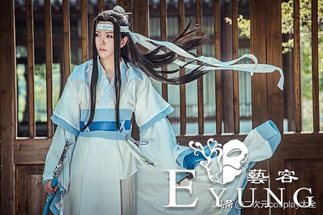 朴实无华性格的三坑美少女，却驾驭了各种风格的cos角色-11.jpg