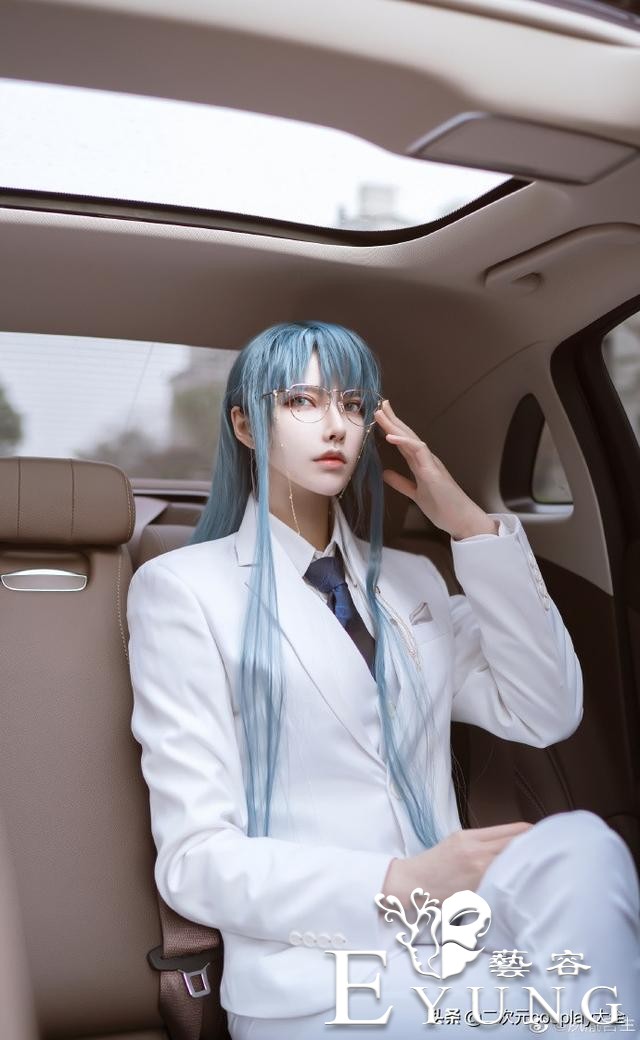 侧颜绝杀，《不健全关系》滕瑞雨cos，帅到我眼睛无法离开-1.jpg