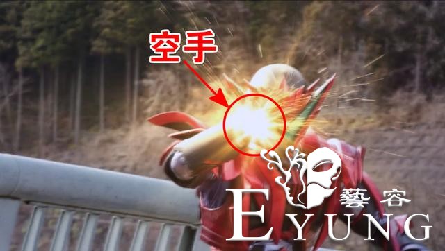 假面骑士01：燃烧迅开挂回归，当看清空手接子弹，突击野狼傻眼了-4.jpg