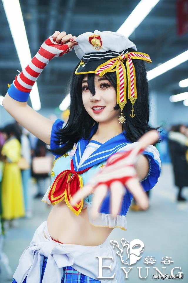 “二次元”的夺目世界 漫展COSPLAY灯光人像实拍-4.jpg