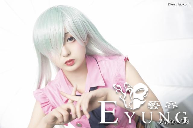 “二次元”的夺目世界 漫展COSPLAY灯光人像实拍-30.jpg