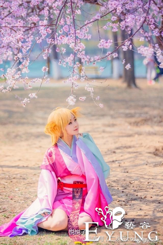 好标致的狐妖小红娘cos，最后第二张的时候被美到了！-5.jpg