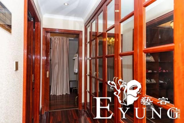 杭州这家换装馆450㎡场景任意拍！婚纱、旗袍、和服、lo服随便换-10.jpg