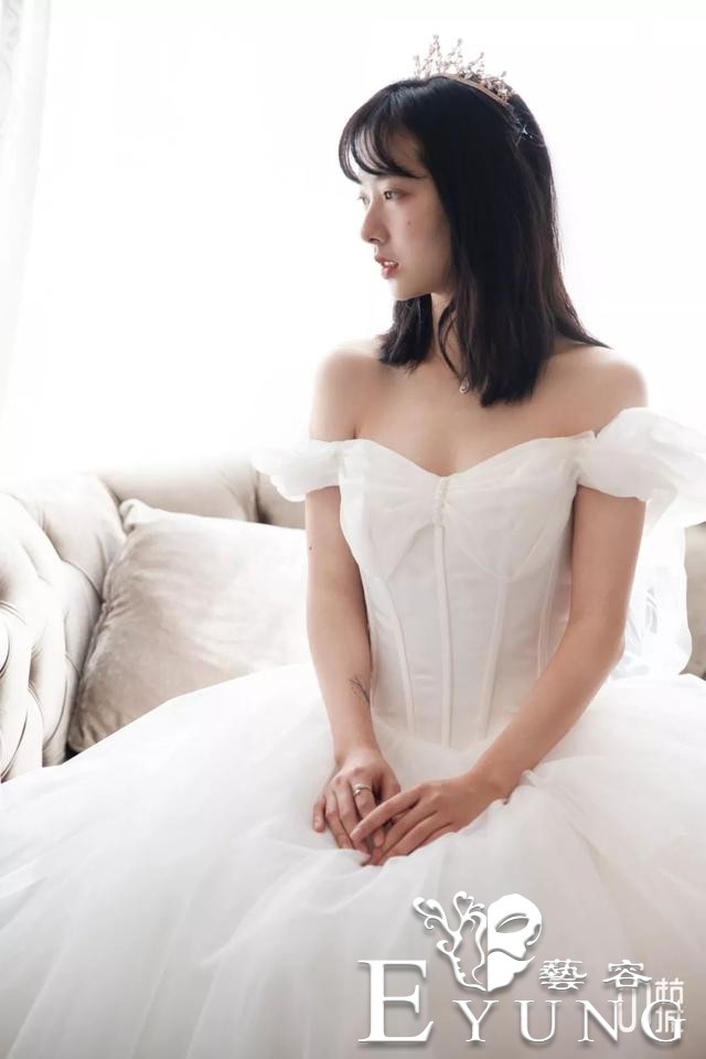 杭州这家换装馆450㎡场景任意拍！婚纱、旗袍、和服、lo服随便换-15.jpg
