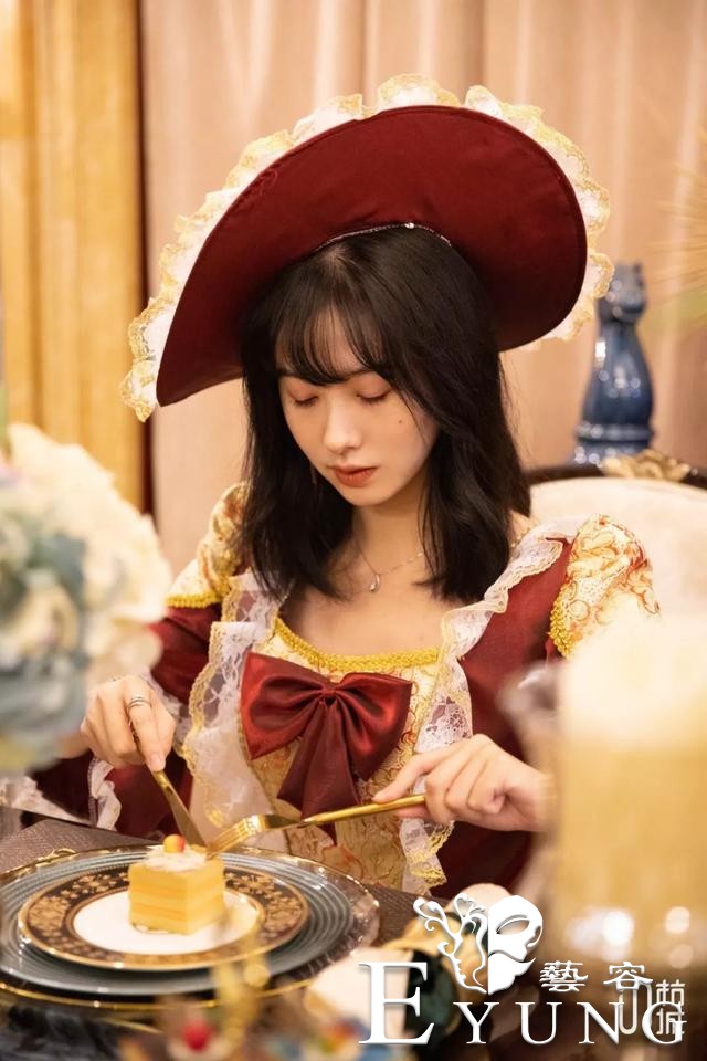杭州这家换装馆450㎡场景任意拍！婚纱、旗袍、和服、lo服随便换-23.jpg