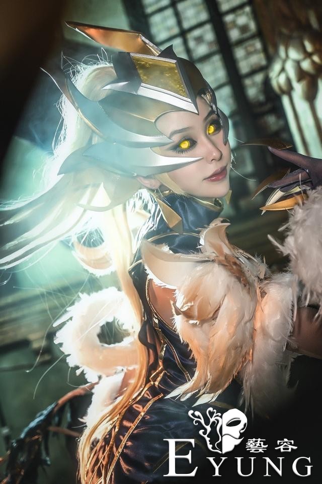 三组人气游戏《英雄联盟》系列COSPLAY作品欣赏！造型相当华丽-20.jpg