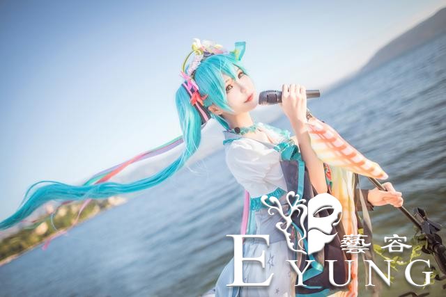 造型很有还原度的三组虚拟偶像角色“初音未来”COS作品欣赏-5.jpg