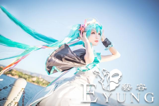 造型很有还原度的三组虚拟偶像角色“初音未来”COS作品欣赏-8.jpg