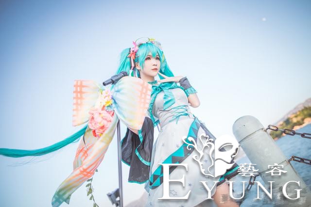 造型很有还原度的三组虚拟偶像角色“初音未来”COS作品欣赏-11.jpg