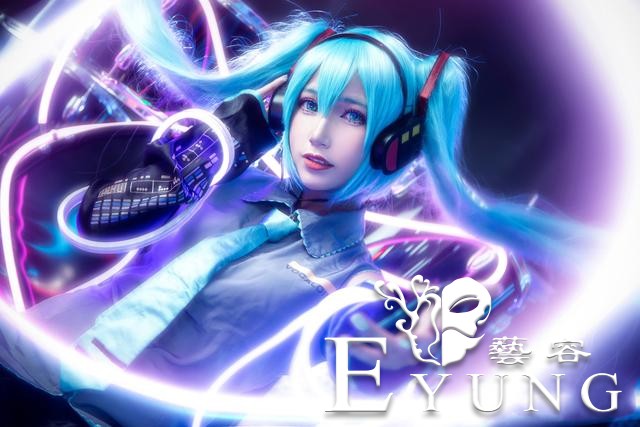 造型很有还原度的三组虚拟偶像角色“初音未来”COS作品欣赏-34.jpg