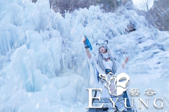 三组国人妹子COS的人气手游《明日方舟》角色“初雪”！非常唯美-28.jpg