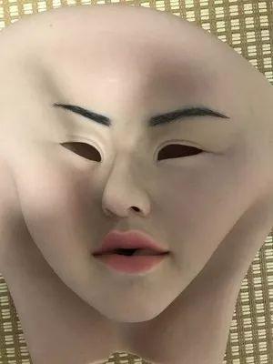 现在的伪娘套路太深了，直接买个美女头套戴上！-6.jpg