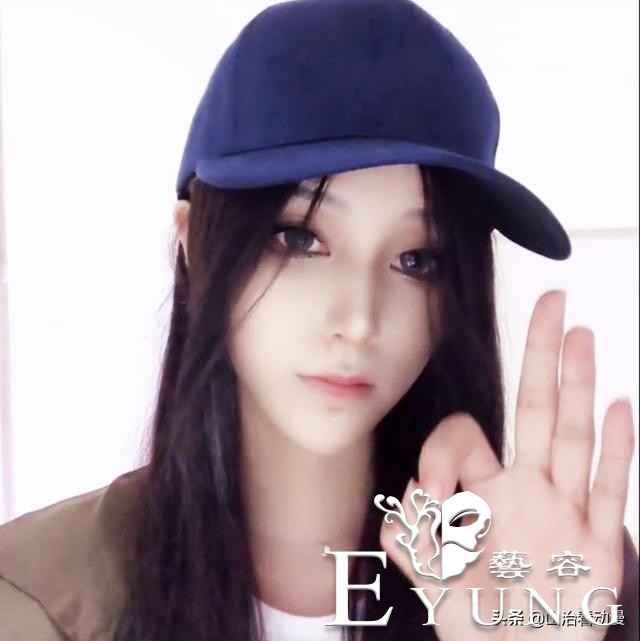 二次元cosplay：高中生完美cos小兰，漫画腿神还原，宝儿姐颜值高-2.jpg