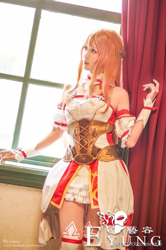 《刀剑神域》亚丝娜cos，气质漂亮，情敌们拔刀吧！-1.jpg