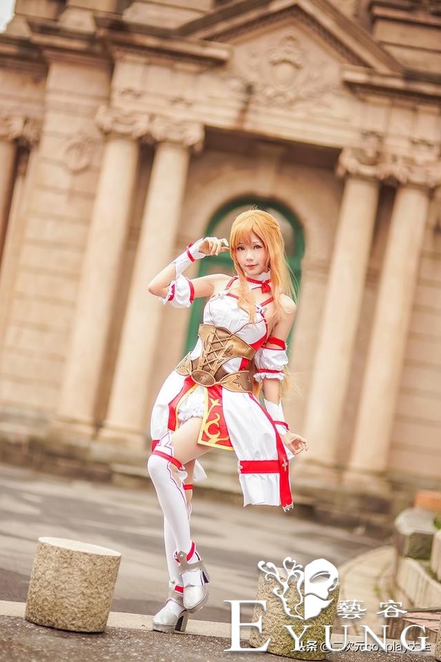 《刀剑神域》亚丝娜cos，气质漂亮，情敌们拔刀吧！-14.jpg