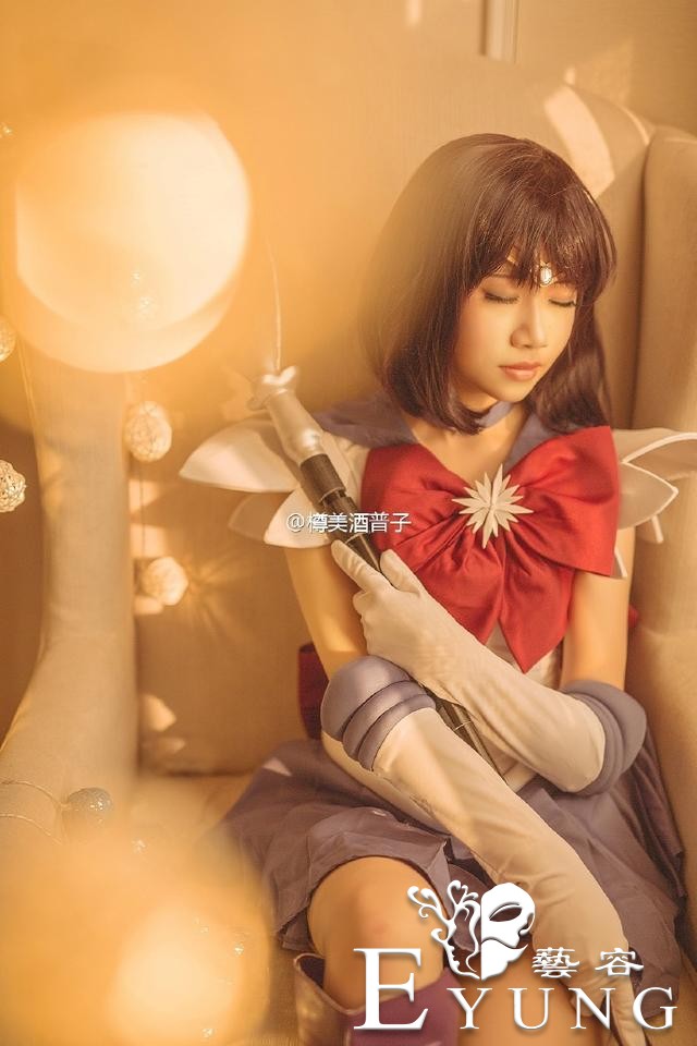 唯美柔和美少女战士cos，典雅优美的土萌萤好温暖-1.jpg