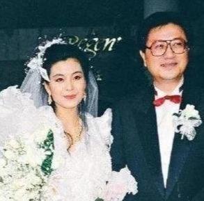 结婚三天丈夫猝死，综艺里问和谁最想一夜情，伍咏薇：三个同时来-11.jpg