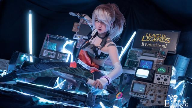 三组帅气的游戏《英雄联盟》系列COSPLAY作品欣赏！还原度爆表-1.jpg