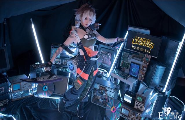 三组帅气的游戏《英雄联盟》系列COSPLAY作品欣赏！还原度爆表-8.jpg