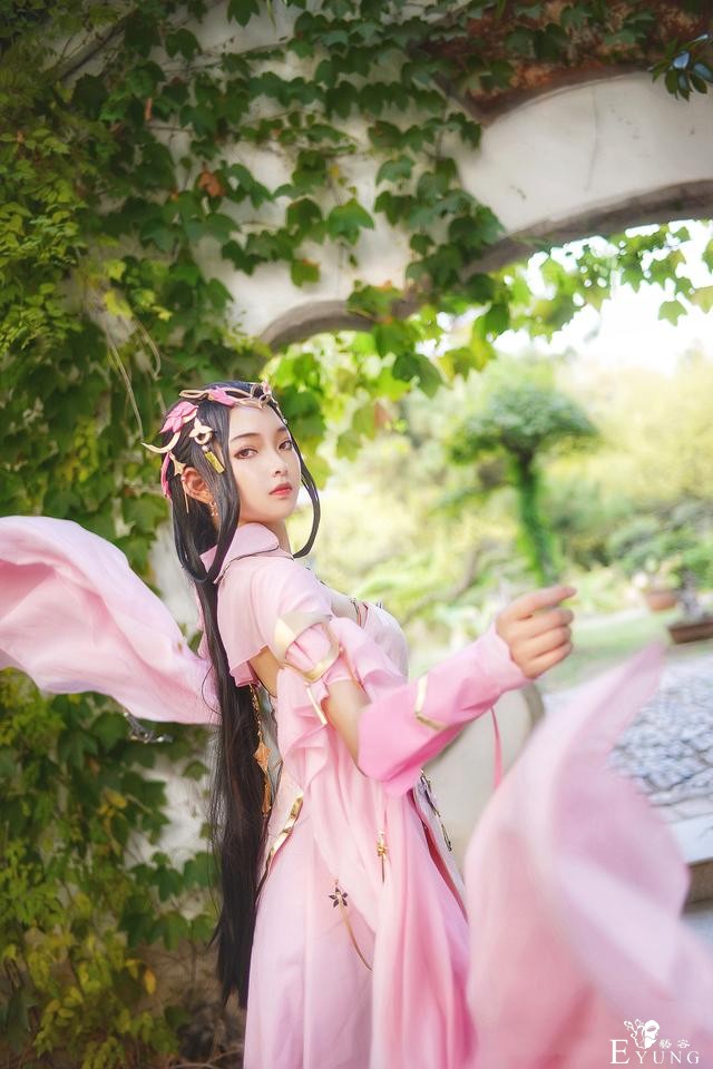 四组漂亮妹子COS的国产游戏《剑侠情缘3》系列角色！造型很唯美-39.jpg