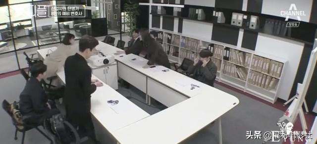 9.5分综艺：8位高材生硬拼2个律师名额，谁不是从当孙子开始的呢-23.jpg