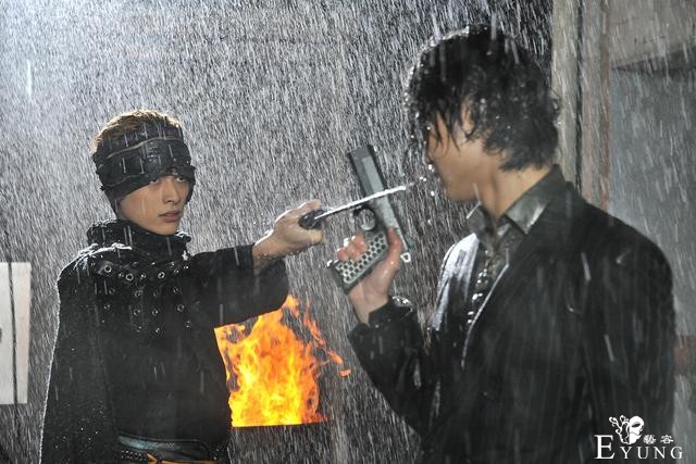 假面骑士01第29话先行：七彩狂暴野狼上线，亡姐登场，金蝗被吊打-4.jpg