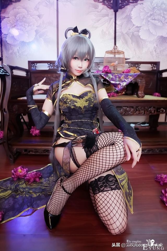 清纯美艳，高颜值与大长腿的洛天依cos，金丝雀俘获了我的芳心-9.jpg
