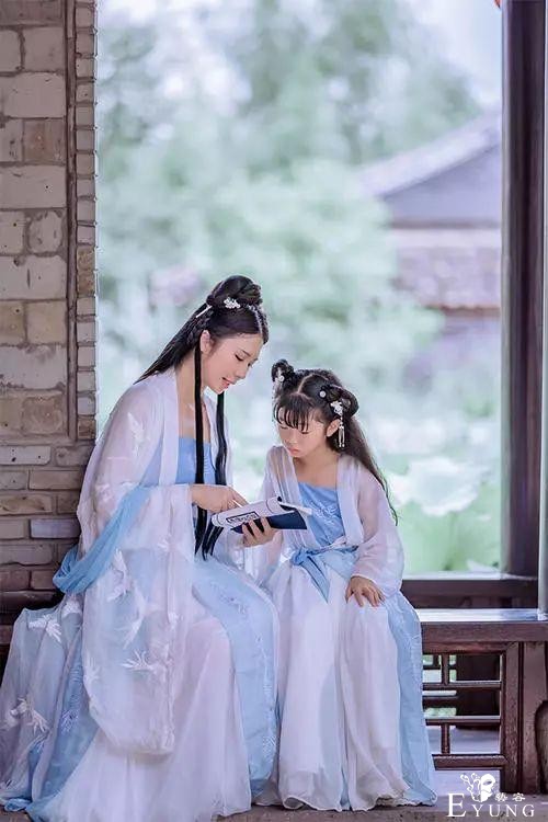 美若惊鸿，诗情画意...淄博这家汉服体验馆太美了！现在还能免费体验-9.jpg