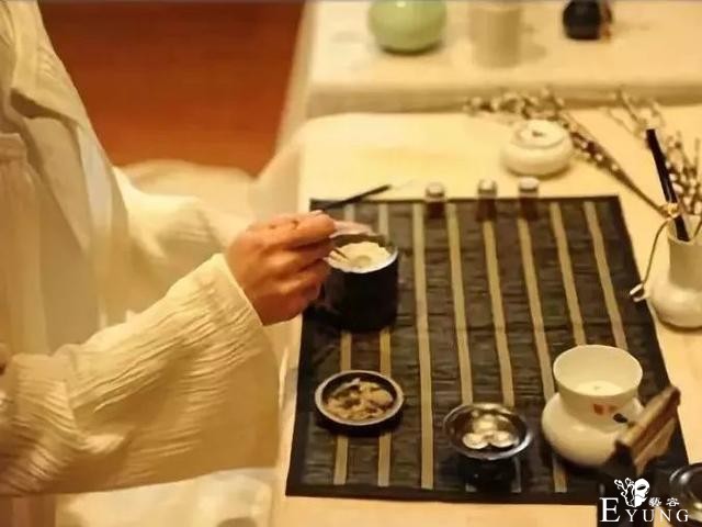 美若惊鸿，诗情画意...淄博这家汉服体验馆太美了！现在还能免费体验-21.jpg