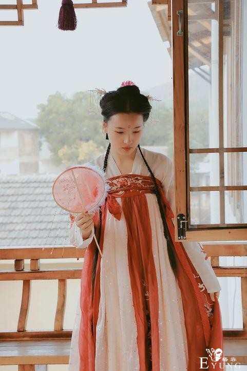 免费穿汉服！隐匿在乡村的这家汉服馆要火了-8.jpg