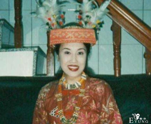 中国变性第一人，从小就爱穿女装，富商老公至死不知她曾是男儿身-5.jpg