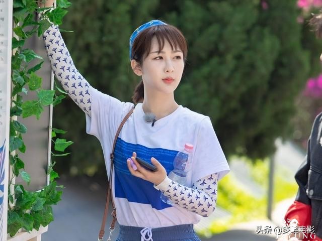 赵丽颖加盟《中餐厅》，接替杨紫担任前台，没想到待遇比之前还好-5.jpg