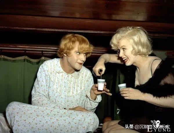 10部惊掉下巴的变装电影：女装大佬硬核起来，让美少女自愧不如-5.jpg