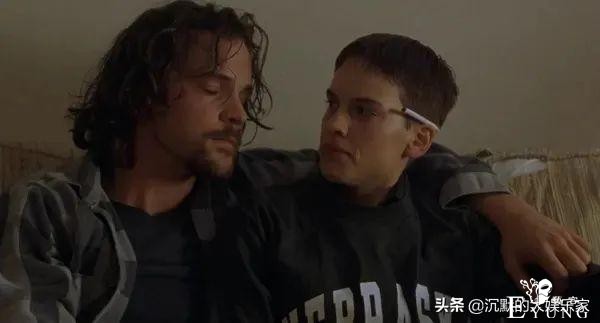 10部惊掉下巴的变装电影：女装大佬硬核起来，让美少女自愧不如-67.jpg
