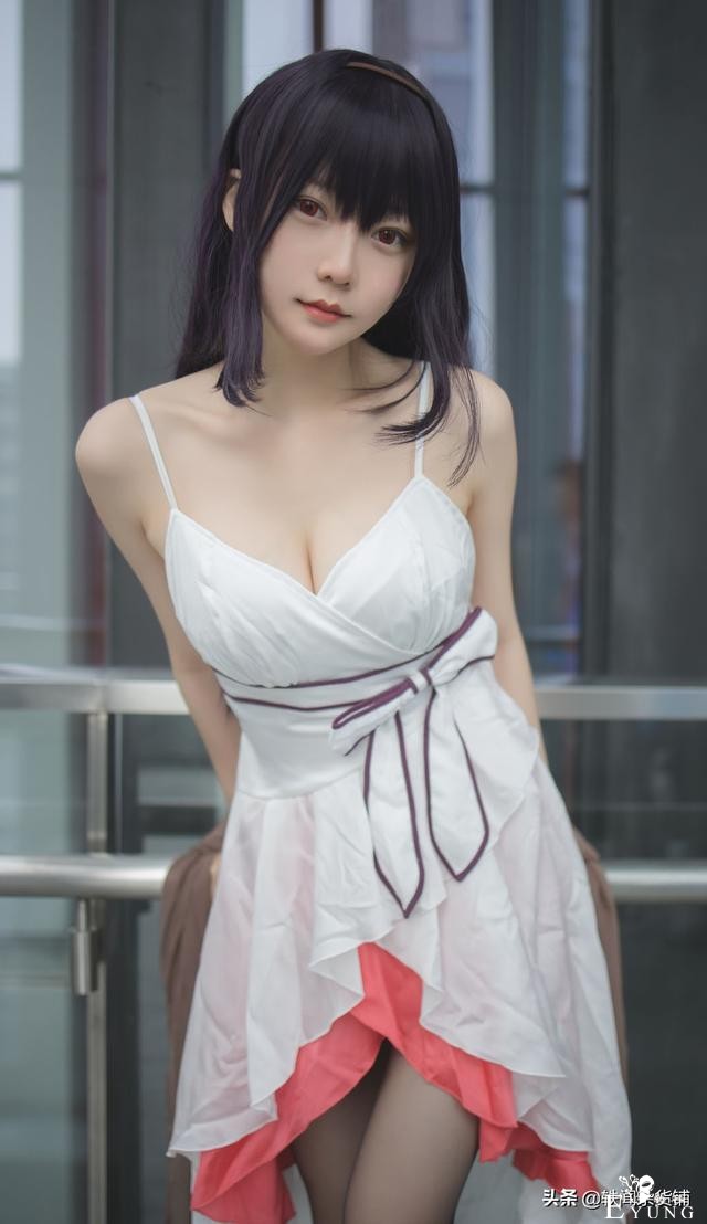 动漫展美女黑丝长腿性感cos写真，低领吊带美腿黑丝高跟-5.jpg