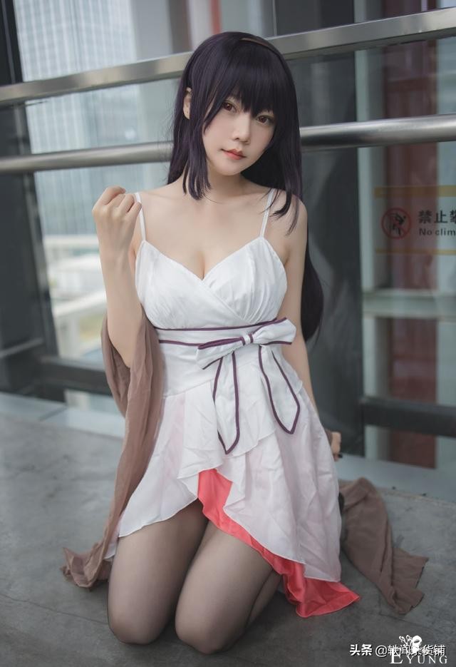 动漫展美女黑丝长腿性感cos写真，低领吊带美腿黑丝高跟-7.jpg
