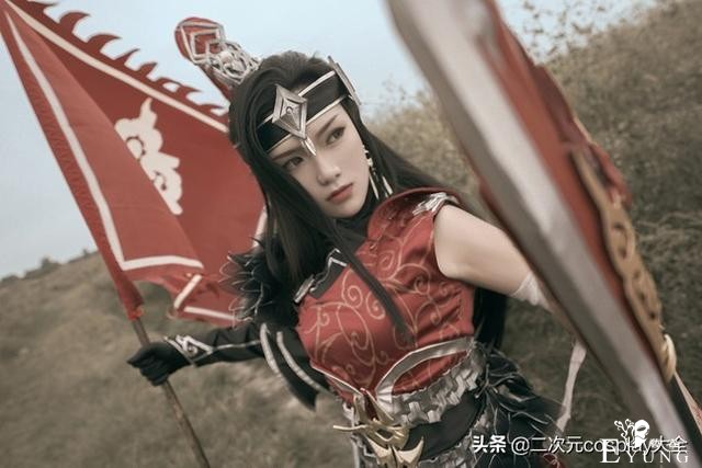 不负铠甲，不恋红妆：《剑网三》天策破虏军娘cos-14.jpg