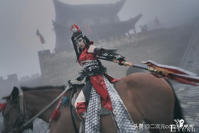 不负铠甲，不恋红妆：《剑网三》天策破虏军娘cos-49.jpg