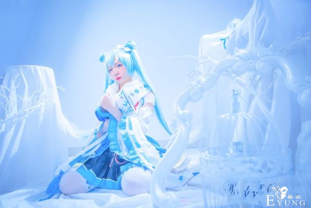 三组国人漂亮妹子COS的人气虚拟偶像角色“初音未来”！十分养眼-19.jpg