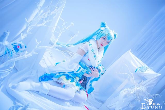 三组国人漂亮妹子COS的人气虚拟偶像角色“初音未来”！十分养眼-20.jpg