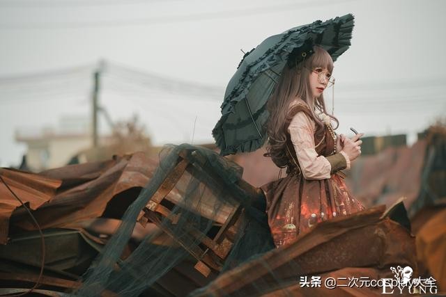 任性！出的cos太多，索性自己当cos店长-2.jpg