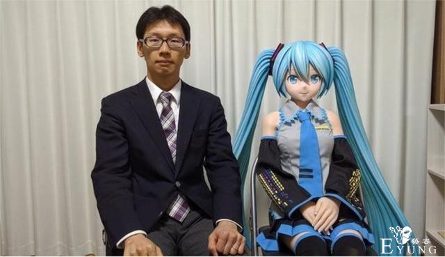 日本男子和初音未来结婚一年直言很幸福，二次元网友：那是我老婆-6.jpg