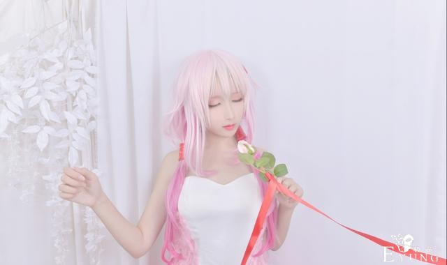 cosplay大长腿的小姐姐二次元美女！喷血登场-3.jpg