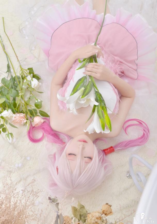 cosplay大长腿的小姐姐二次元美女！喷血登场-4.jpg